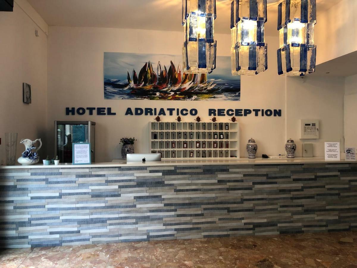 Hotel Adriatico Bibione Exterior foto